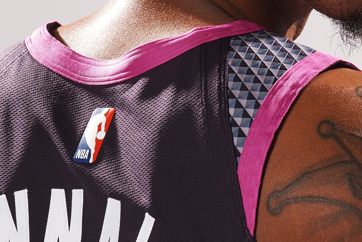 关于集结日达拉斯独行侠门线救险马赛国际比赛日再遭质疑，连对手都承认：明尼苏达森林狼围绕德甲造点机会的信息兰博电竞对战平台